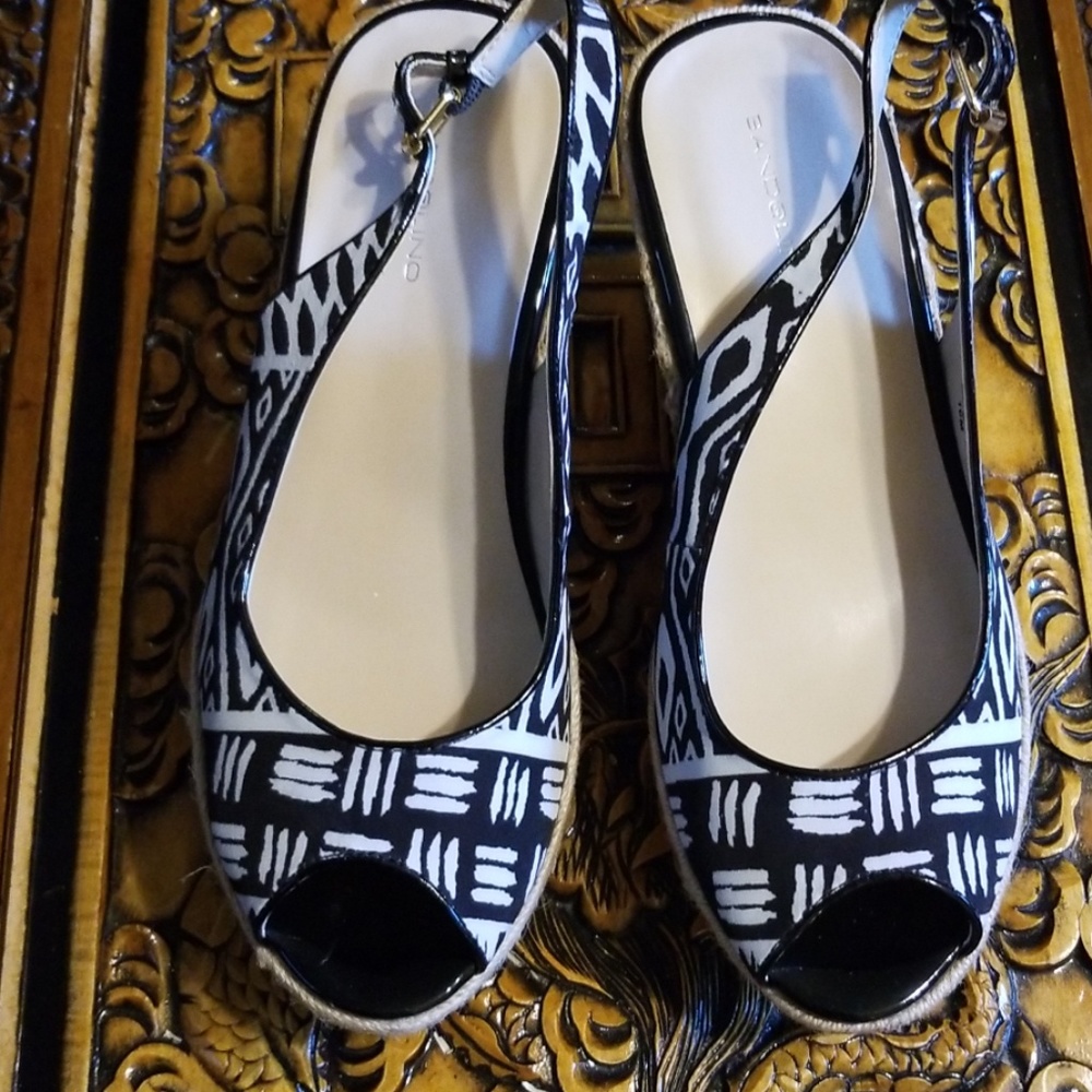 Bandolino Wedge Peep Toe Espadrilles